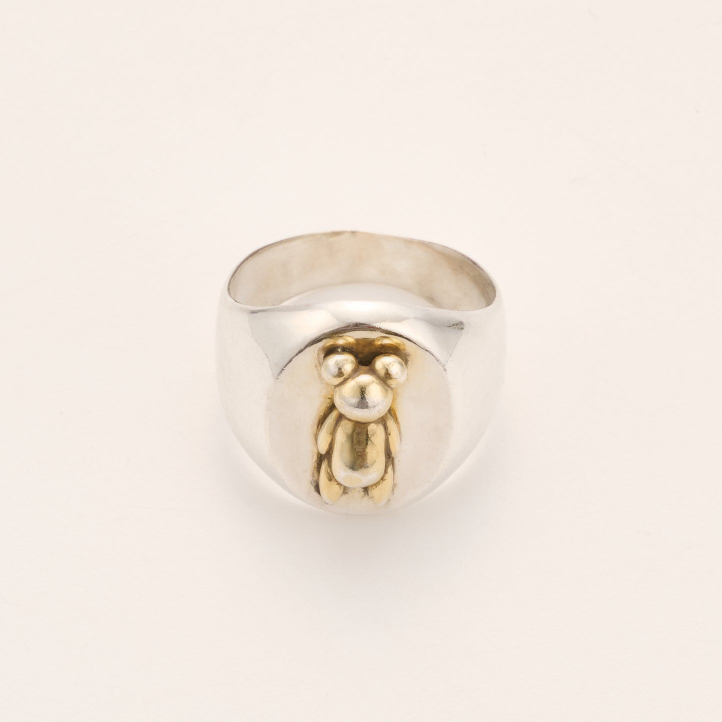 kuma signet ring